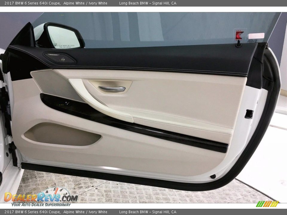 Door Panel of 2017 BMW 6 Series 640i Coupe Photo #24