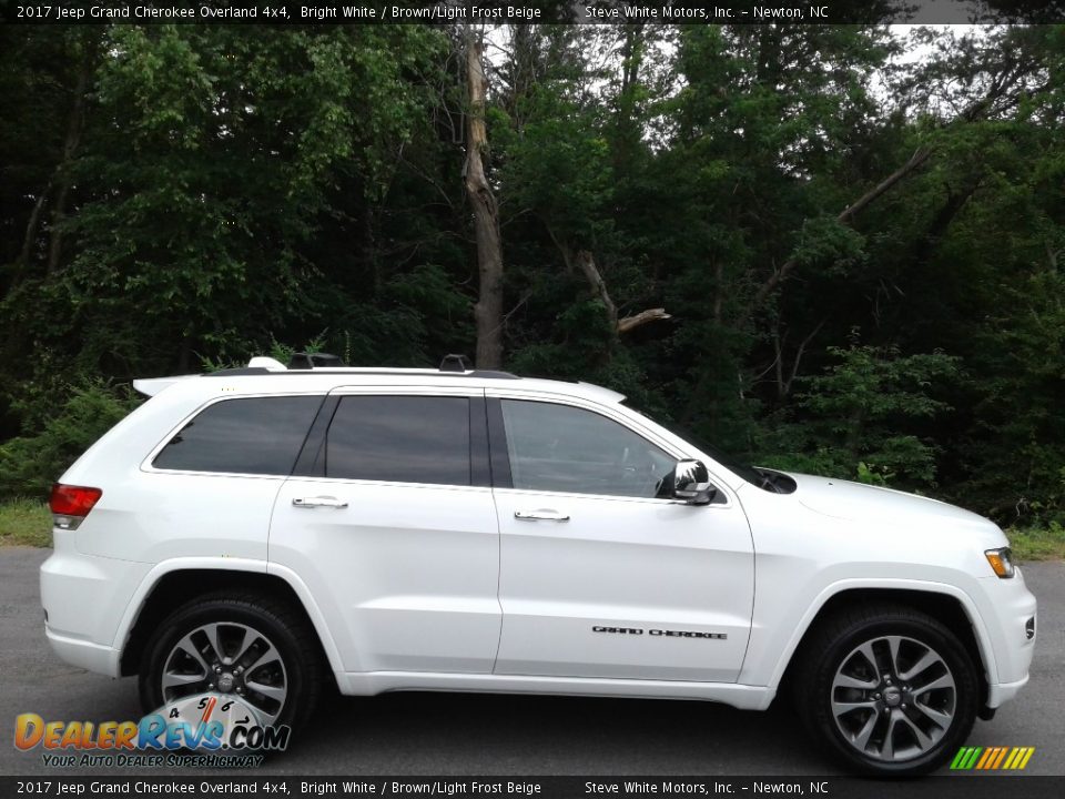2017 Jeep Grand Cherokee Overland 4x4 Bright White / Brown/Light Frost Beige Photo #5