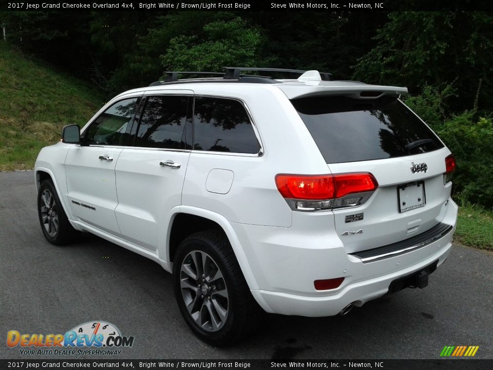2017 Jeep Grand Cherokee Overland 4x4 Bright White / Brown/Light Frost Beige Photo #8