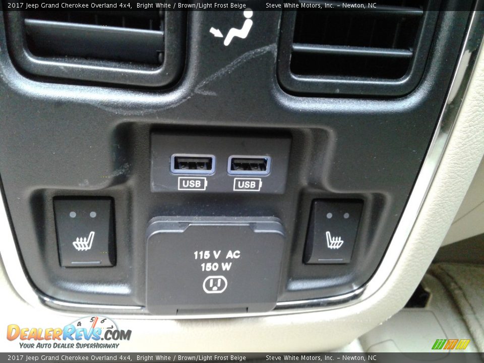 2017 Jeep Grand Cherokee Overland 4x4 Bright White / Brown/Light Frost Beige Photo #14