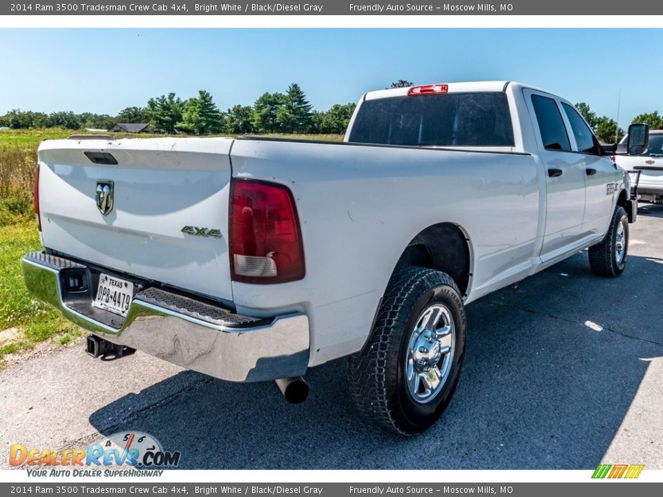 2014 Ram 3500 Tradesman Crew Cab 4x4 Bright White / Black/Diesel Gray Photo #4