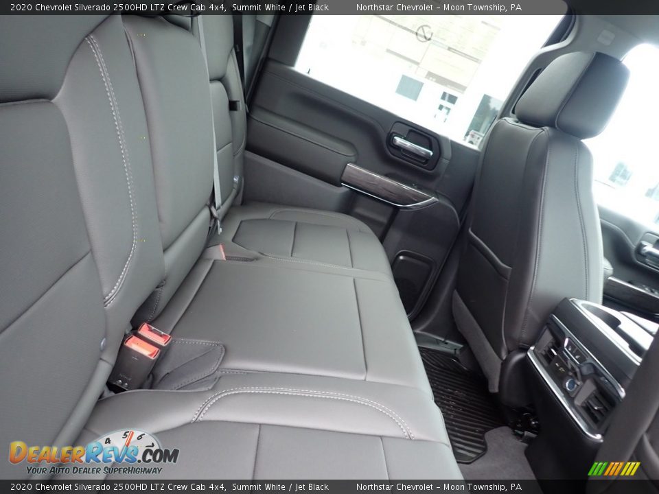 2020 Chevrolet Silverado 2500HD LTZ Crew Cab 4x4 Summit White / Jet Black Photo #13