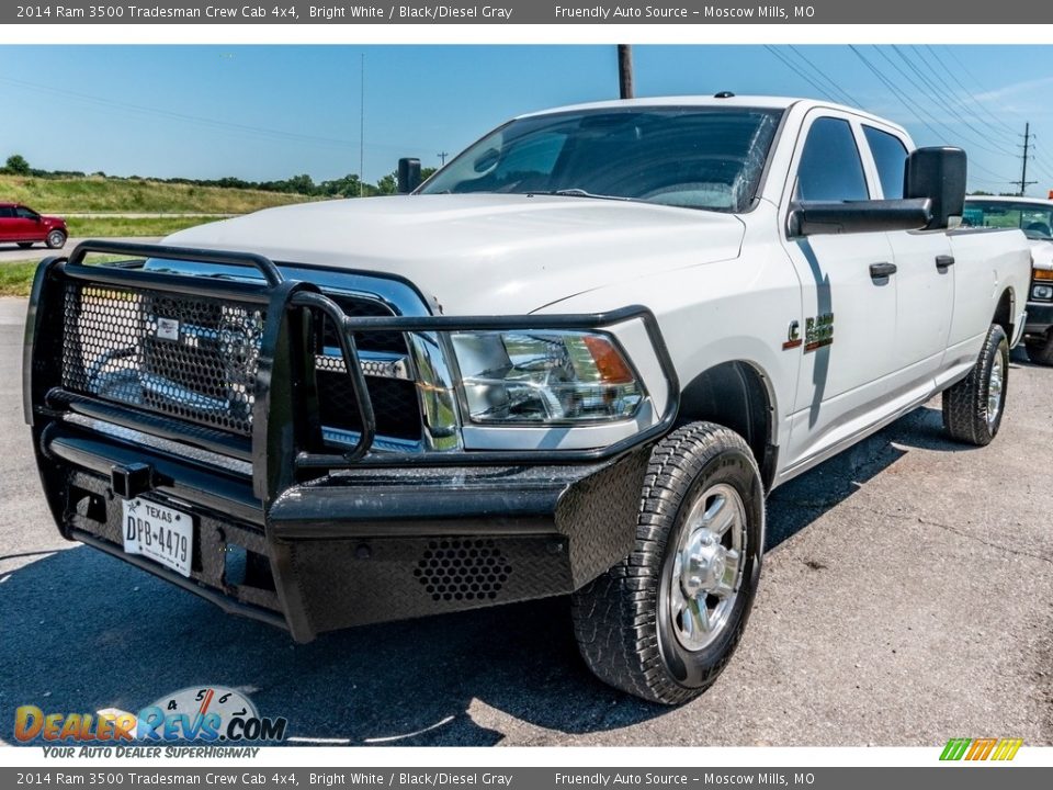 2014 Ram 3500 Tradesman Crew Cab 4x4 Bright White / Black/Diesel Gray Photo #18