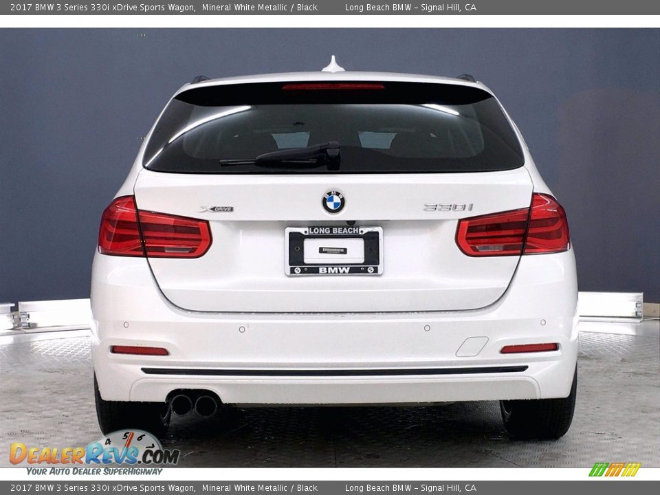 2017 BMW 3 Series 330i xDrive Sports Wagon Mineral White Metallic / Black Photo #3