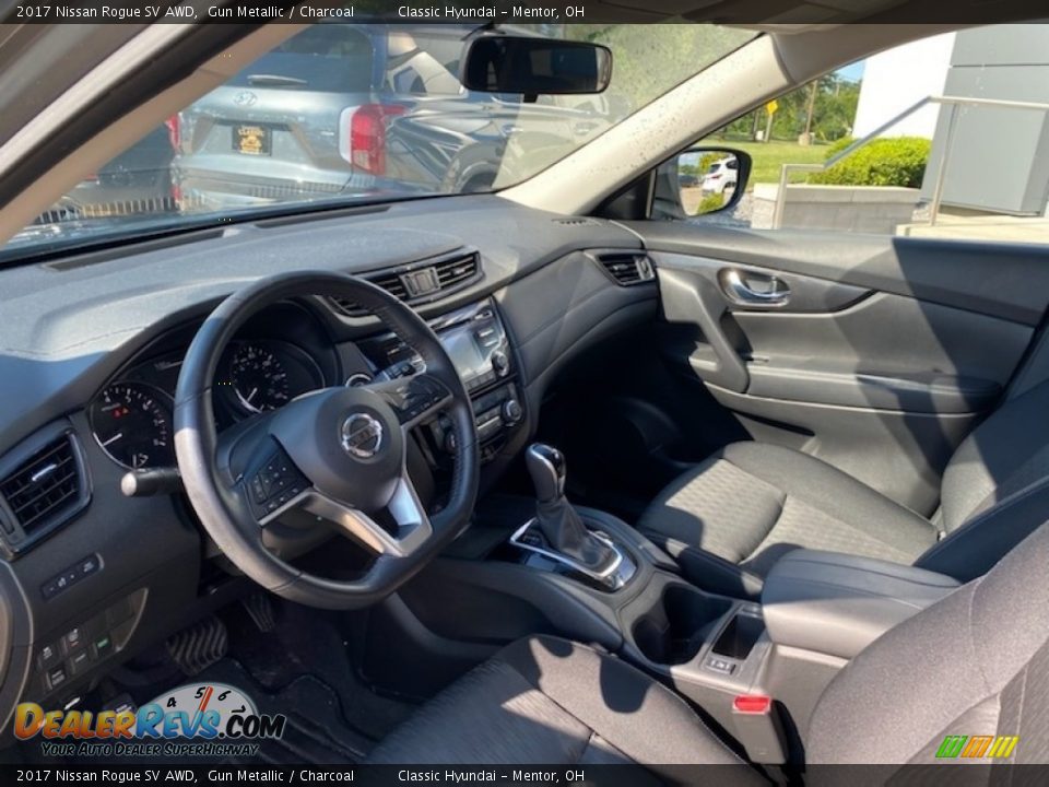 2017 Nissan Rogue SV AWD Gun Metallic / Charcoal Photo #3