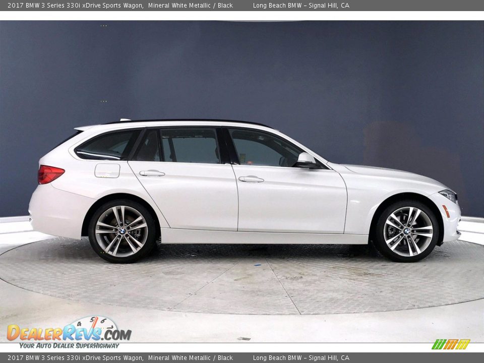 Mineral White Metallic 2017 BMW 3 Series 330i xDrive Sports Wagon Photo #14