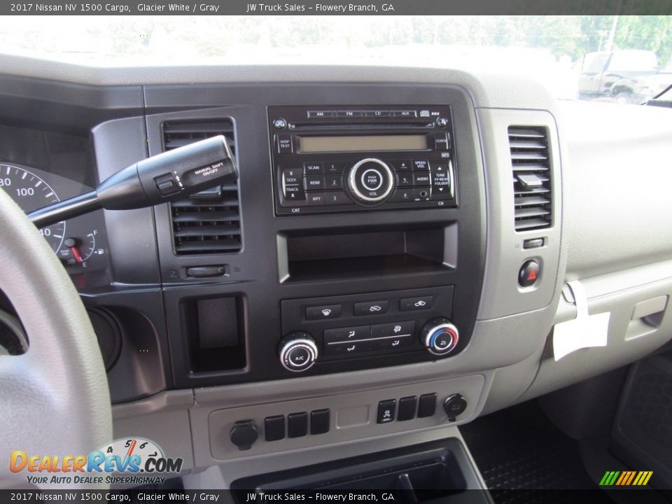 Controls of 2017 Nissan NV 1500 Cargo Photo #26