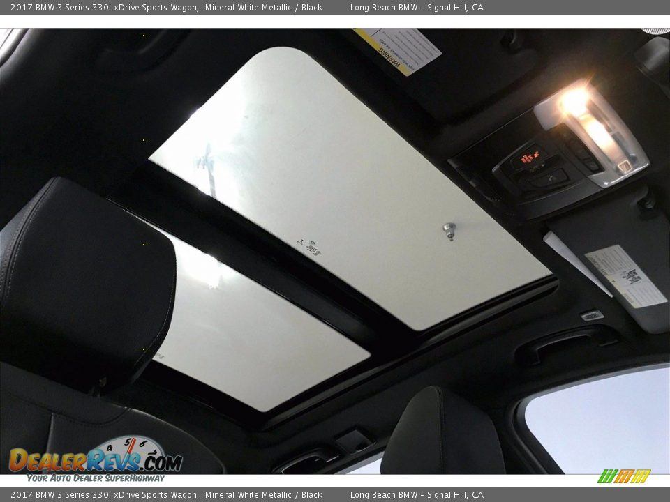 Sunroof of 2017 BMW 3 Series 330i xDrive Sports Wagon Photo #31