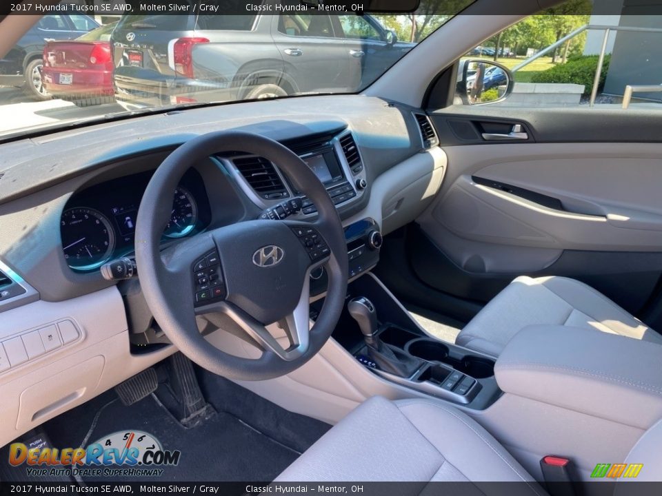 2017 Hyundai Tucson SE AWD Molten Silver / Gray Photo #3