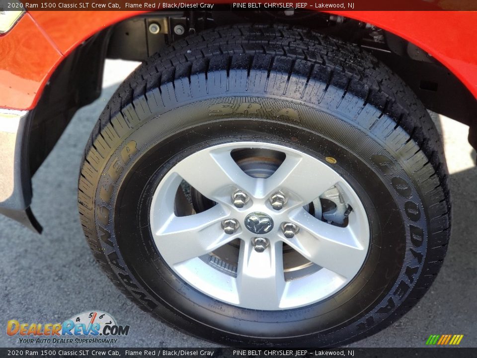 2020 Ram 1500 Classic SLT Crew Cab Flame Red / Black/Diesel Gray Photo #33