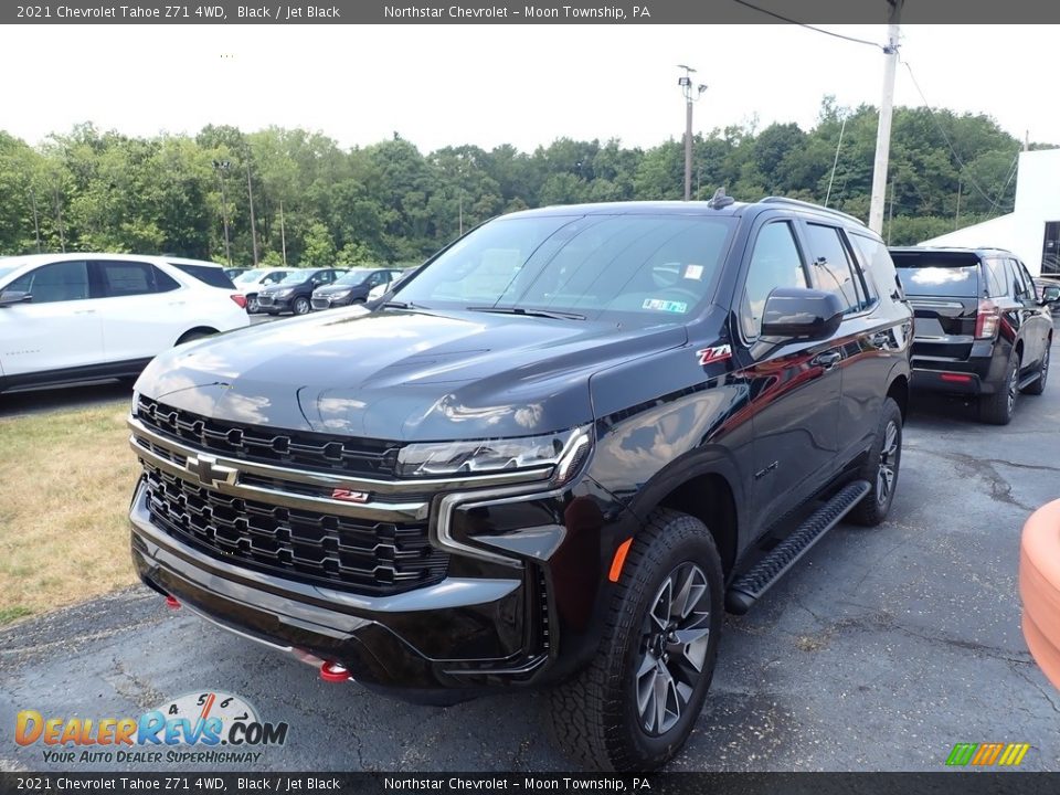 Front 3/4 View of 2021 Chevrolet Tahoe Z71 4WD Photo #1