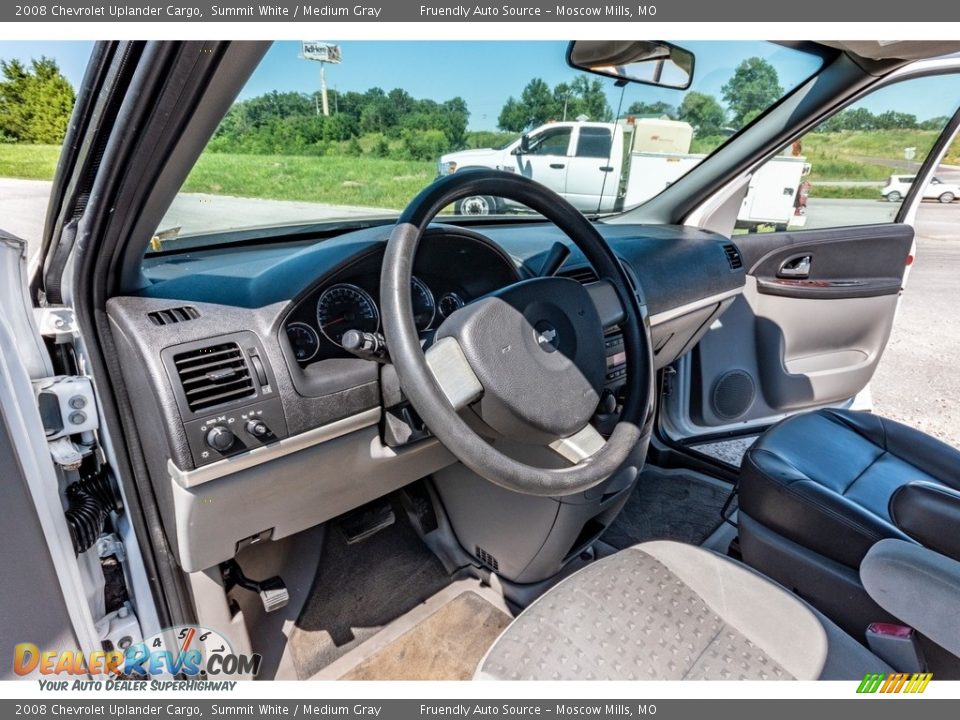 2008 Chevrolet Uplander Cargo Summit White / Medium Gray Photo #17