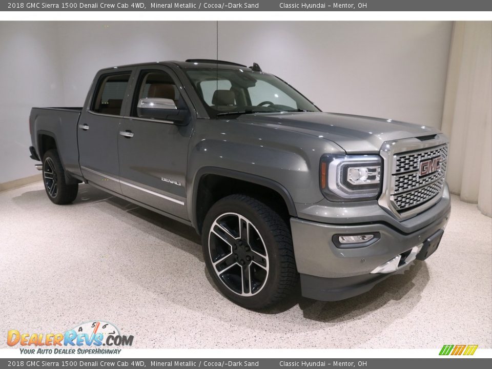Mineral Metallic 2018 GMC Sierra 1500 Denali Crew Cab 4WD Photo #1