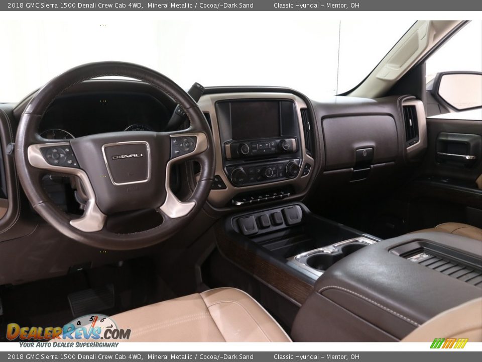 Dashboard of 2018 GMC Sierra 1500 Denali Crew Cab 4WD Photo #10