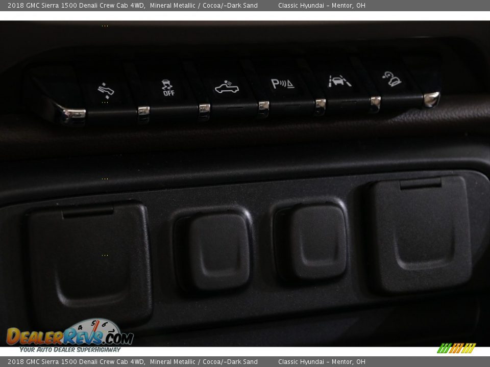 2018 GMC Sierra 1500 Denali Crew Cab 4WD Mineral Metallic / Cocoa/­Dark Sand Photo #28