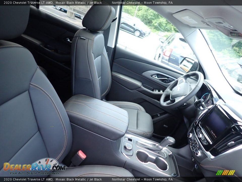 2020 Chevrolet Traverse LT AWD Mosaic Black Metallic / Jet Black Photo #10