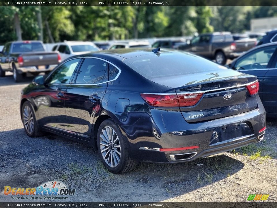 Gravity Blue 2017 Kia Cadenza Premium Photo #3