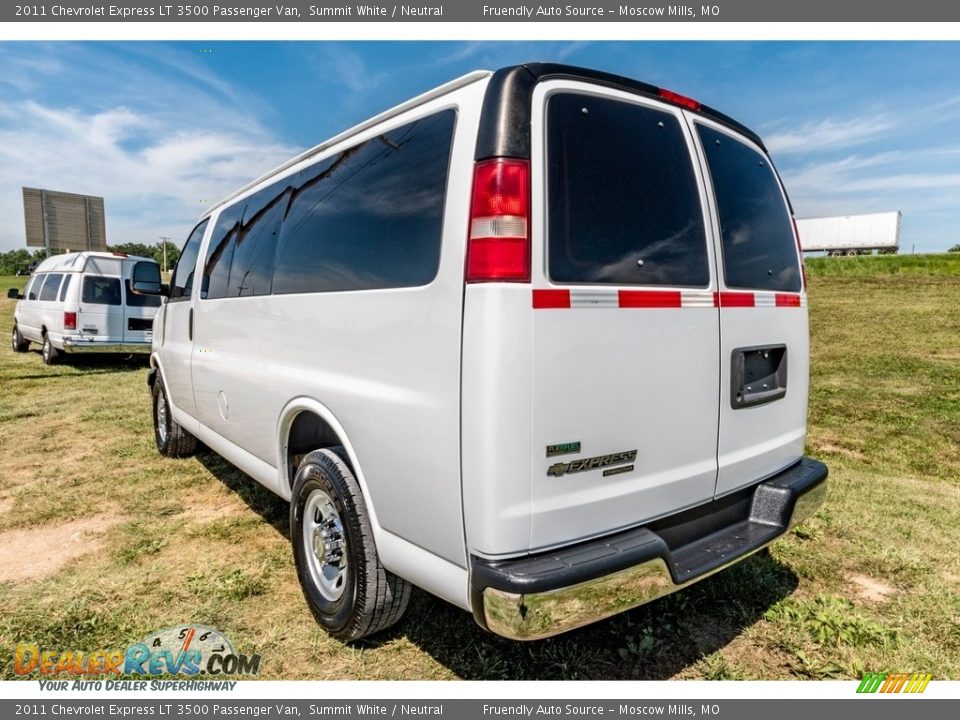 2011 Chevrolet Express LT 3500 Passenger Van Summit White / Neutral Photo #12