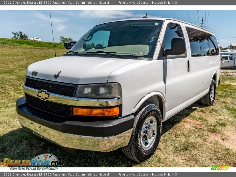 2011 Chevrolet Express LT 3500 Passenger Van Summit White / Neutral Photo #14