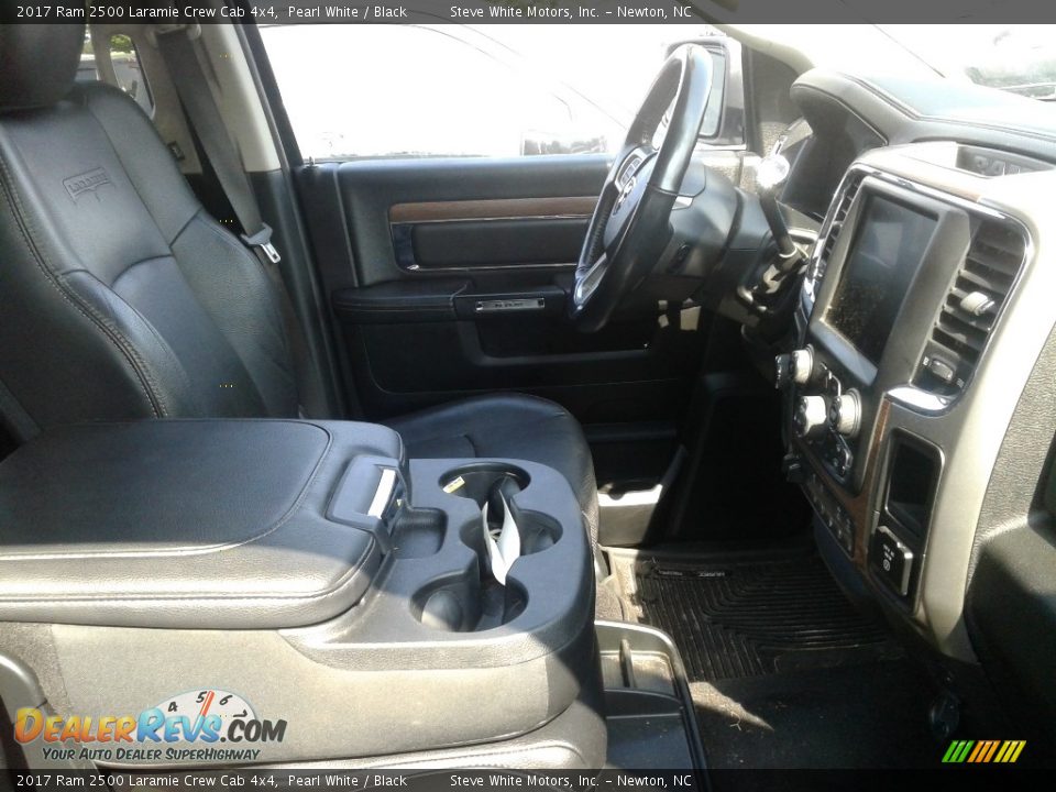 2017 Ram 2500 Laramie Crew Cab 4x4 Pearl White / Black Photo #6