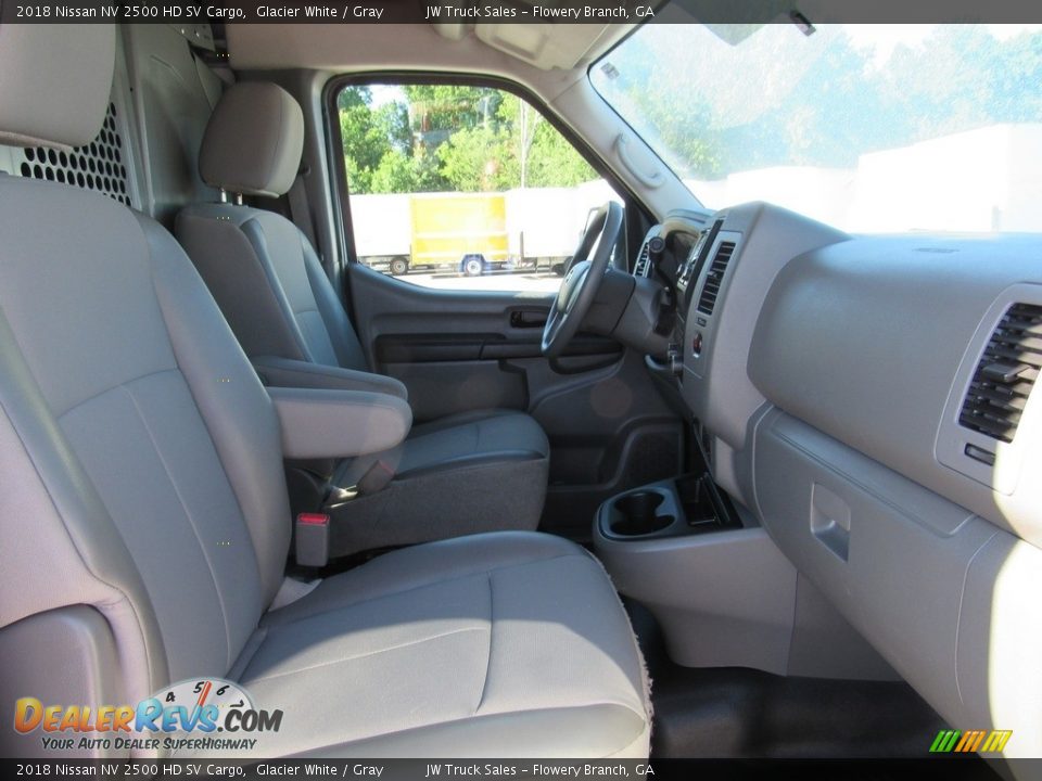 2018 Nissan NV 2500 HD SV Cargo Glacier White / Gray Photo #35