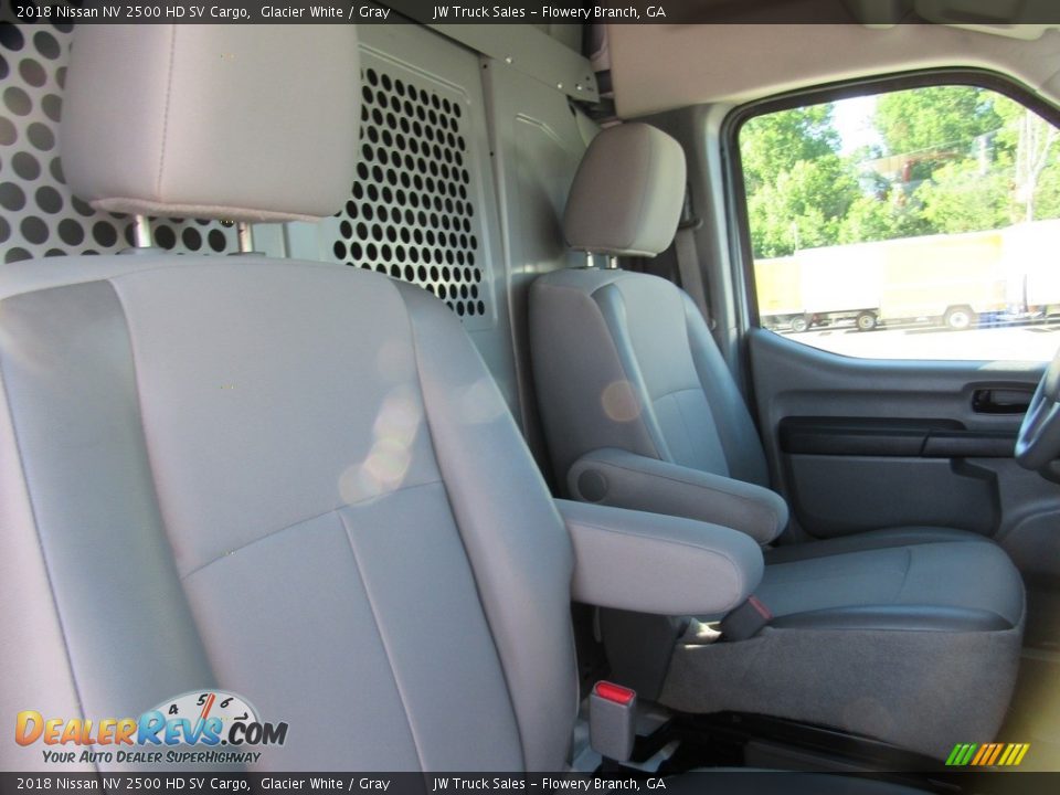 2018 Nissan NV 2500 HD SV Cargo Glacier White / Gray Photo #36