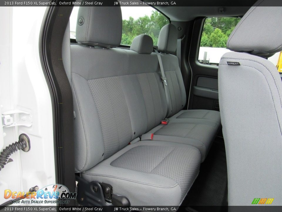 2013 Ford F150 XL SuperCab Oxford White / Steel Gray Photo #32