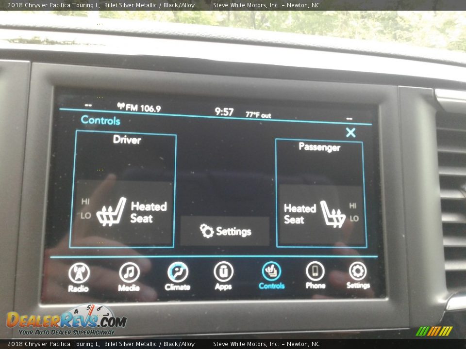 2018 Chrysler Pacifica Touring L Billet Silver Metallic / Black/Alloy Photo #23