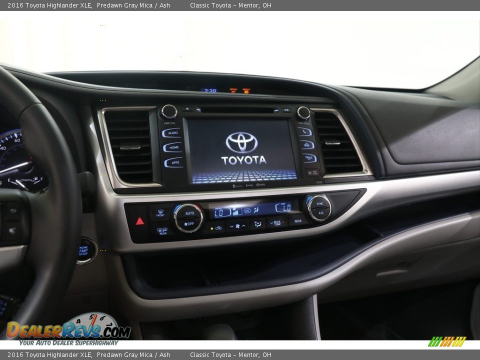2016 Toyota Highlander XLE Predawn Gray Mica / Ash Photo #9