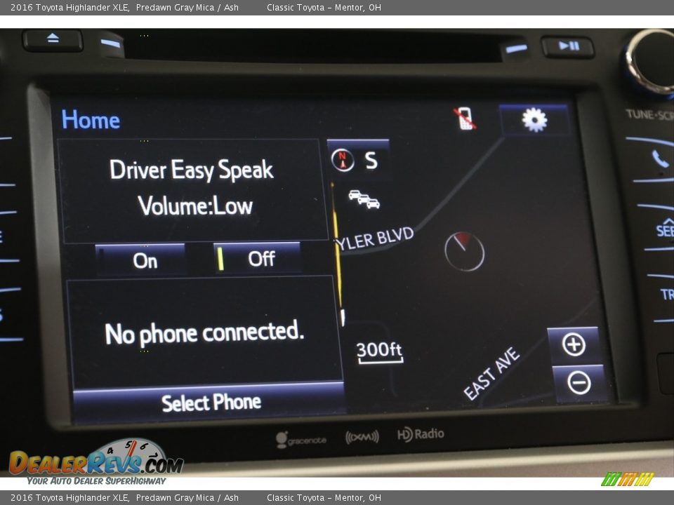 2016 Toyota Highlander XLE Predawn Gray Mica / Ash Photo #10