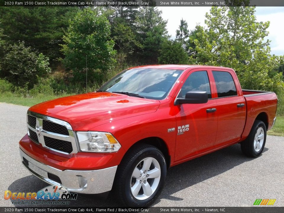 Front 3/4 View of 2020 Ram 1500 Classic Tradesman Crew Cab 4x4 Photo #2