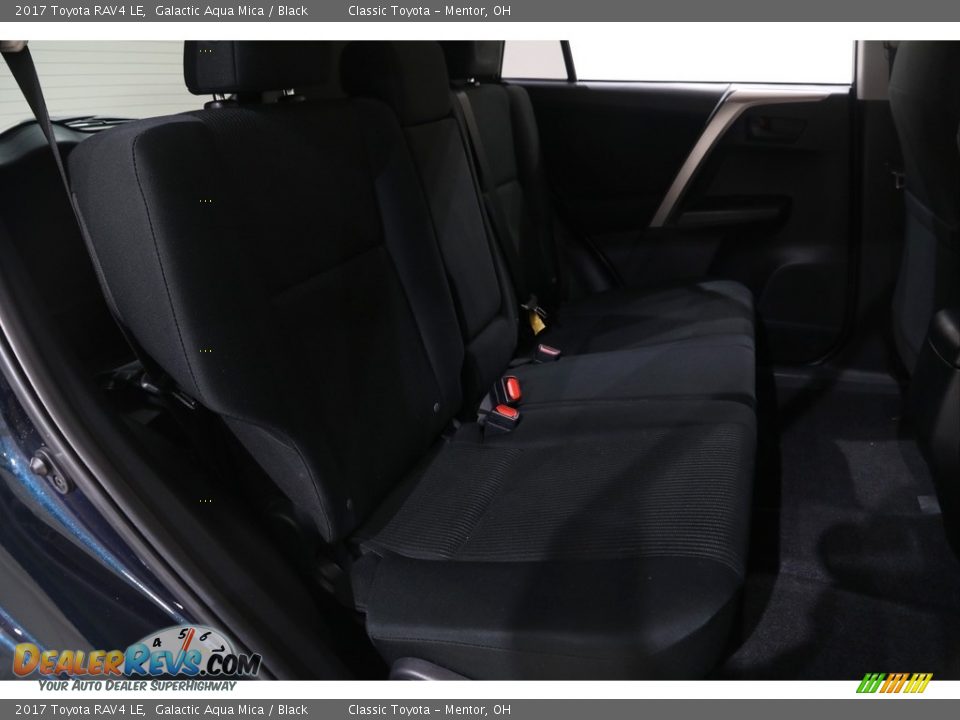 2017 Toyota RAV4 LE Galactic Aqua Mica / Black Photo #18