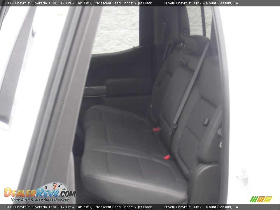 2019 Chevrolet Silverado 1500 LTZ Crew Cab 4WD Iridescent Pearl Tricoat / Jet Black Photo #35