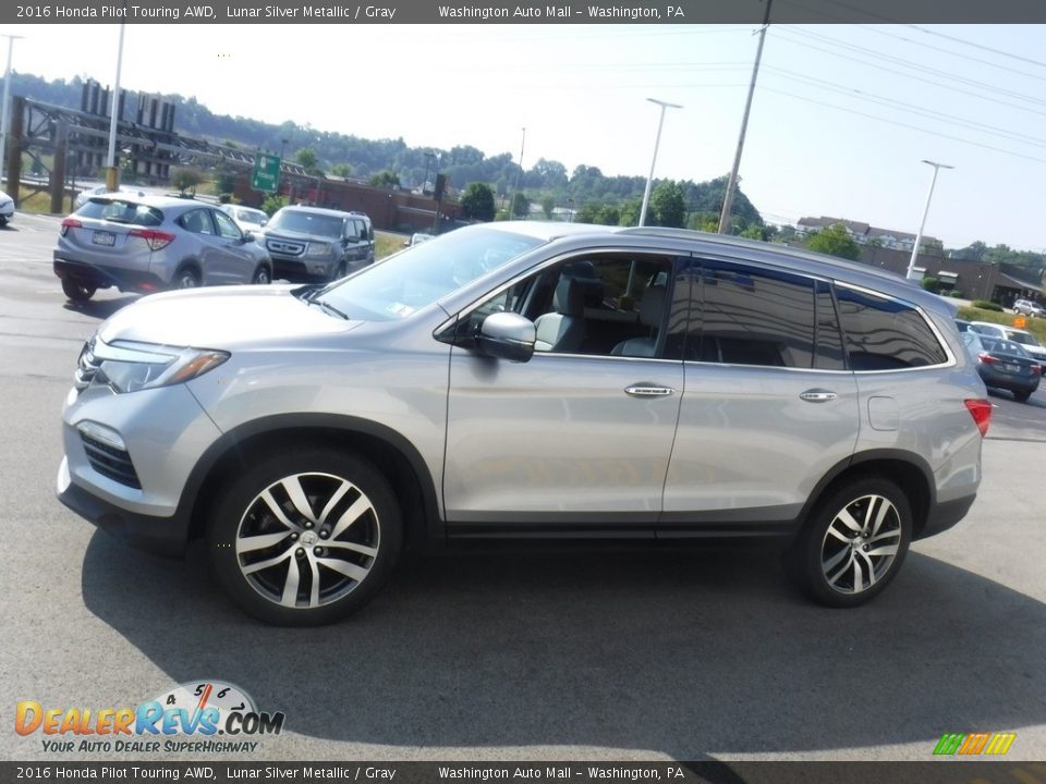 Lunar Silver Metallic 2016 Honda Pilot Touring AWD Photo #6