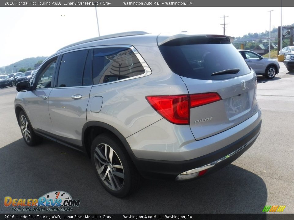 2016 Honda Pilot Touring AWD Lunar Silver Metallic / Gray Photo #7