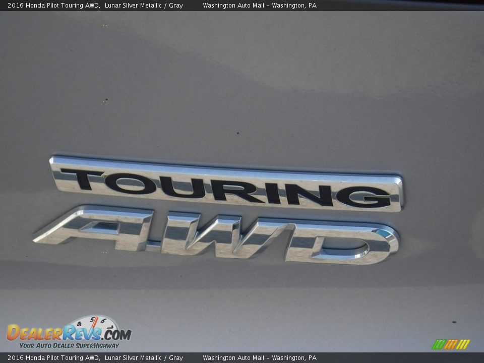 2016 Honda Pilot Touring AWD Logo Photo #10