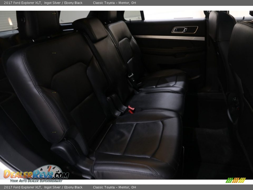 2017 Ford Explorer XLT Ingot Silver / Ebony Black Photo #14