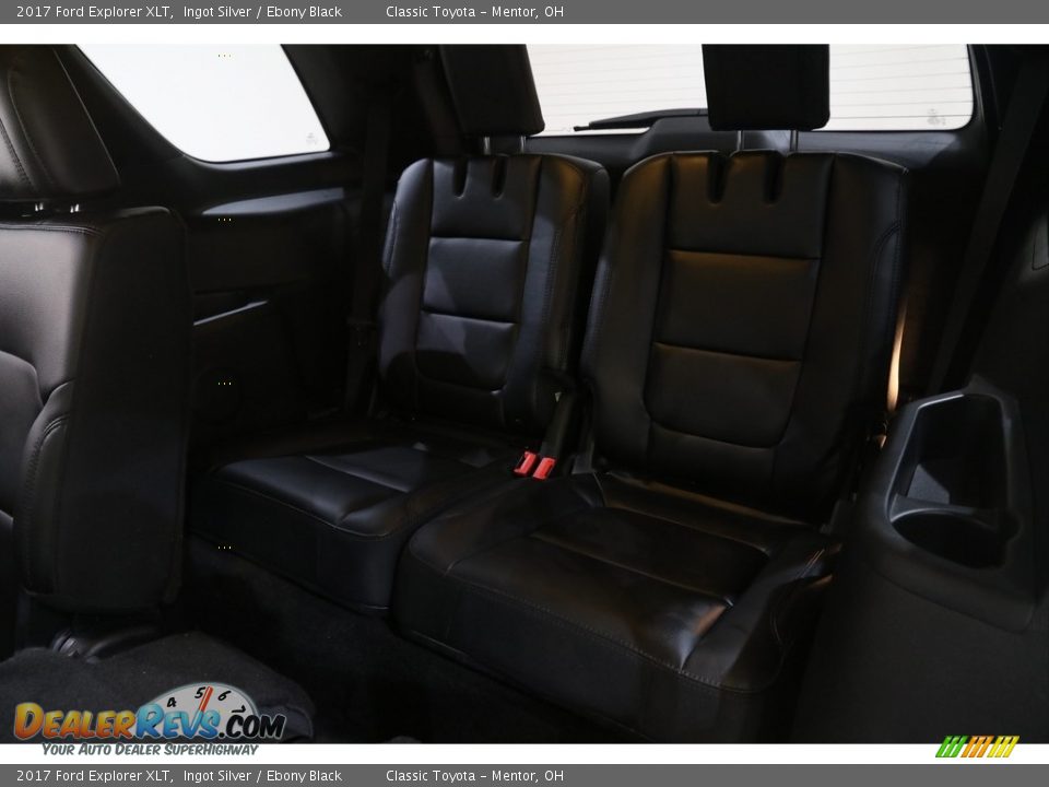 2017 Ford Explorer XLT Ingot Silver / Ebony Black Photo #16