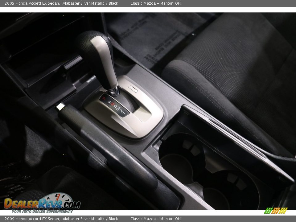 2009 Honda Accord EX Sedan Alabaster Silver Metallic / Black Photo #12
