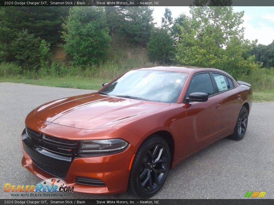 Sinamon Stick 2020 Dodge Charger SXT Photo #2