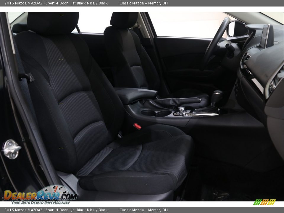 2016 Mazda MAZDA3 i Sport 4 Door Jet Black Mica / Black Photo #14