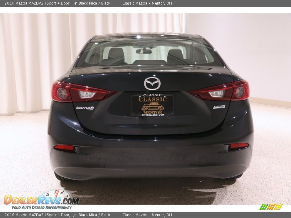 2016 Mazda MAZDA3 i Sport 4 Door Jet Black Mica / Black Photo #17