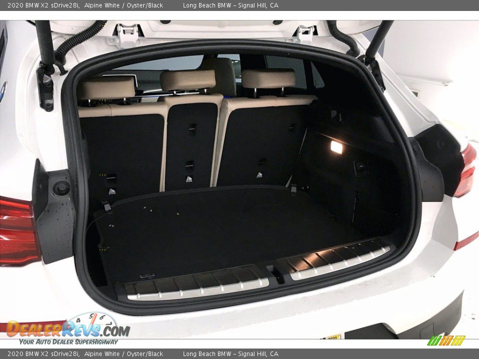 2020 BMW X2 sDrive28i Alpine White / Oyster/Black Photo #32