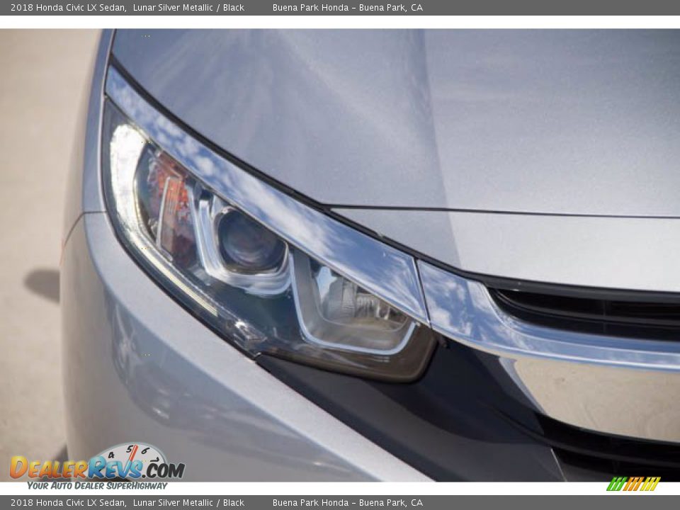 2018 Honda Civic LX Sedan Lunar Silver Metallic / Black Photo #8