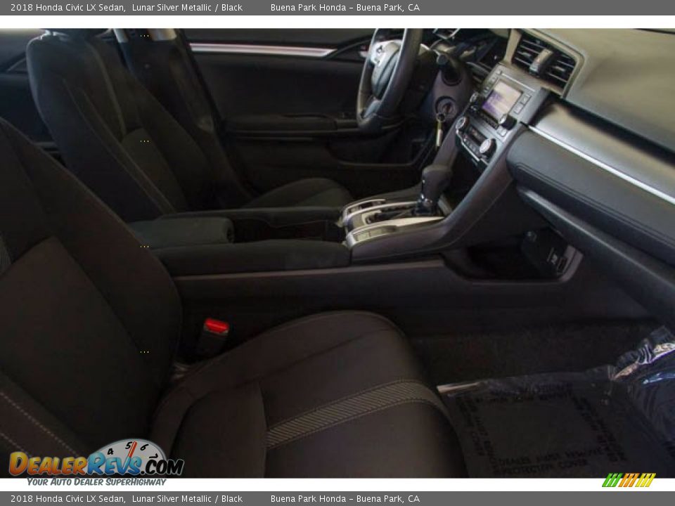 2018 Honda Civic LX Sedan Lunar Silver Metallic / Black Photo #24