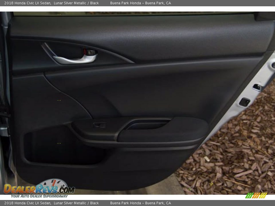 2018 Honda Civic LX Sedan Lunar Silver Metallic / Black Photo #32