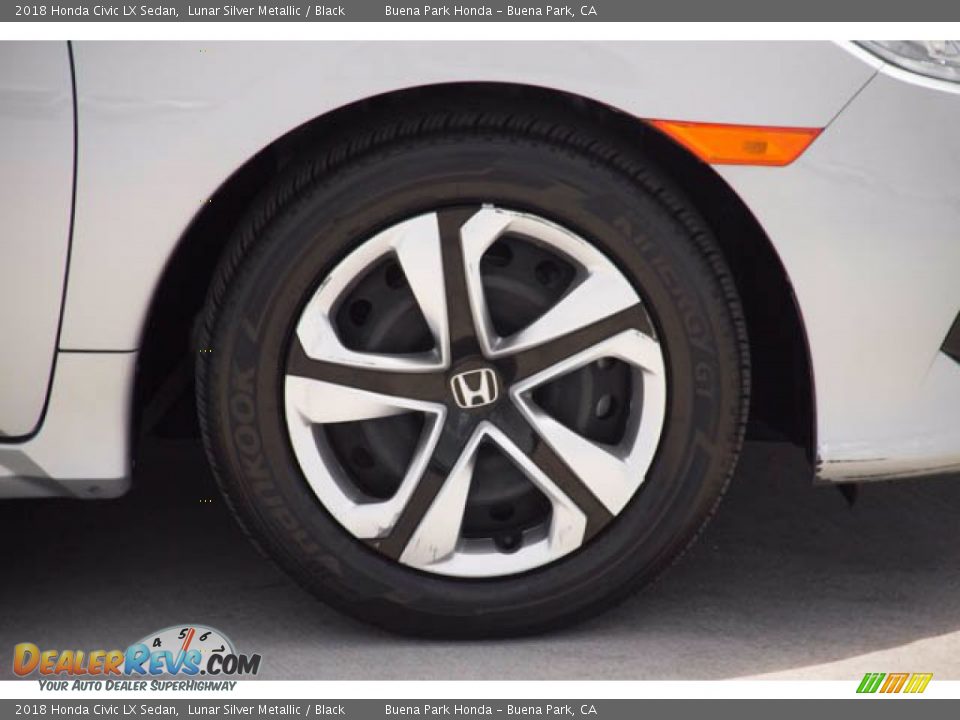 2018 Honda Civic LX Sedan Lunar Silver Metallic / Black Photo #36