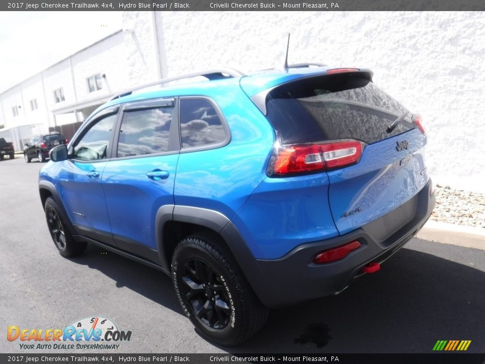 2017 Jeep Cherokee Trailhawk 4x4 Hydro Blue Pearl / Black Photo #11