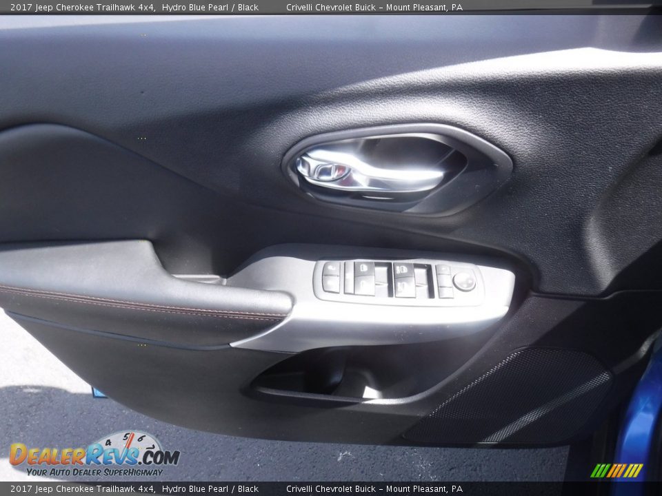 2017 Jeep Cherokee Trailhawk 4x4 Hydro Blue Pearl / Black Photo #16
