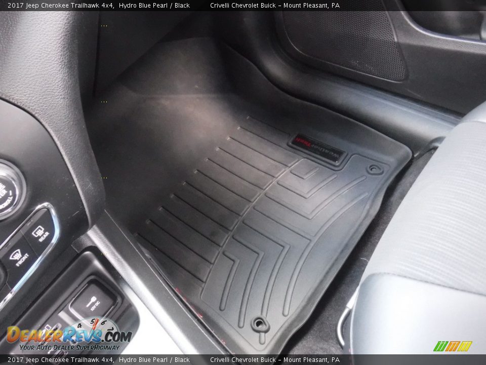 2017 Jeep Cherokee Trailhawk 4x4 Hydro Blue Pearl / Black Photo #22